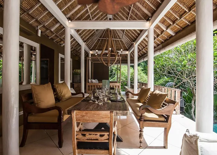 Sungai Jungle Villas *